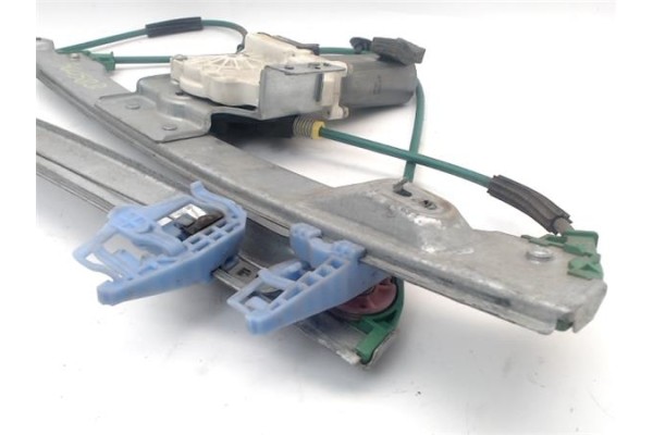 Recambio de elevalunas electrico delantero derecho para citroen c2 1.4 hdi referencia OEM IAM 9222X2 36119604 