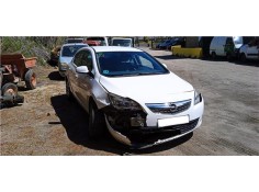 opel astra j del año 2010