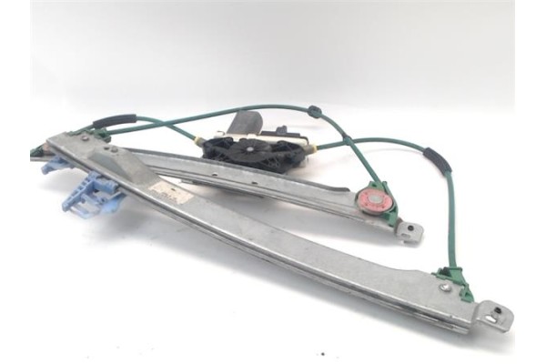 Recambio de elevalunas electrico delantero derecho para citroen c2 1.4 hdi referencia OEM IAM 9222X2 36119604 