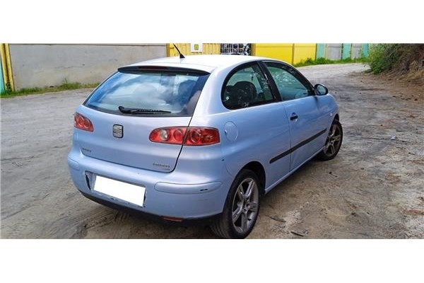 seat ibiza (6l1) del año 2002