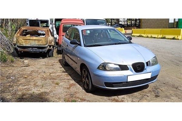seat ibiza (6l1) del año 2002