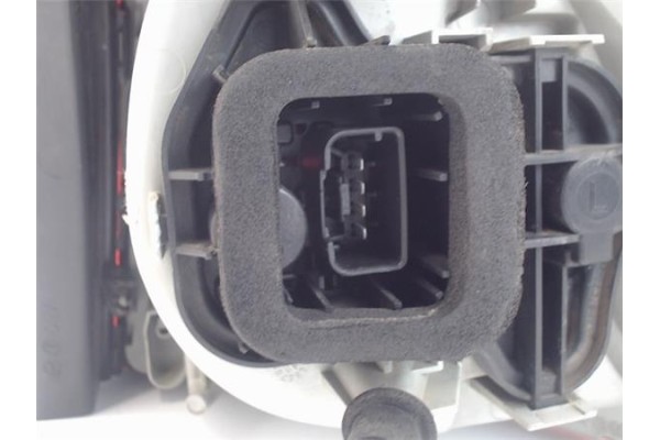 Recambio de piloto trasero izquierdo para volkswagen golf v (1k1) 1.9 tdi referencia OEM IAM 1K6945095AA  