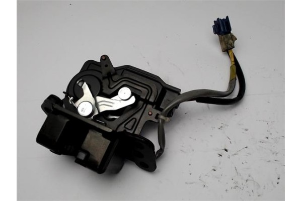 Recambio de cerradura porton para toyota avensis berlina (t25) 2.2 d-4d executive berlina (5-ptas.) referencia OEM IAM 693500505