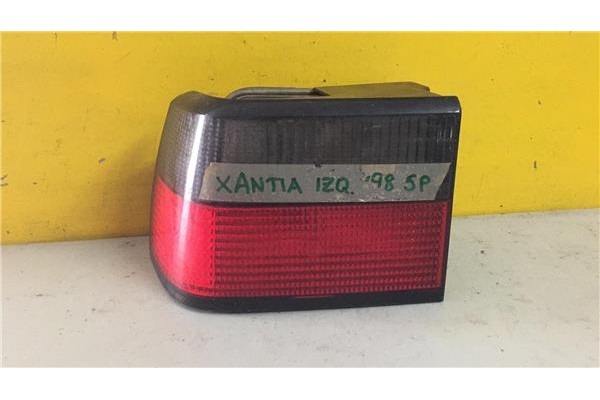 Recambio de piloto trasero izquierdo para citroen xantia berlina 1.6 sx referencia OEM IAM   