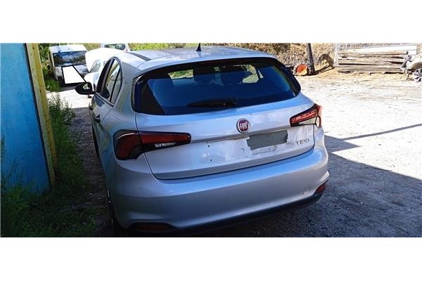 fiat ii tipo (356) berlina del año 2015