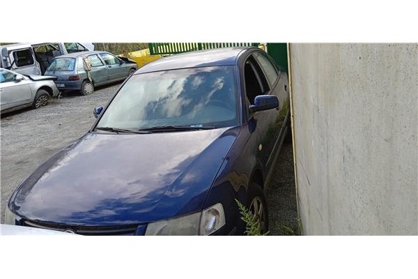 volkswagen passat berlina (3b2) del año 2000