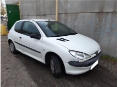 peugeot 206 del año 2000