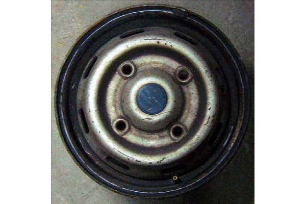 Recambio de llanta para renault trafic furgón (t1, t3, t4) 2.1 d referencia OEM IAM   