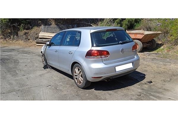 volkswagen golf vi (5k1) del año 2011
