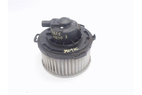Recambio de motor calefaccion para mazda 3 berlina (bk) 1.6 di turbo referencia OEM IAM HB1118940000  