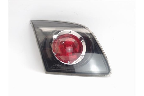 Recambio de piloto porton trasero izquierdo para mazda 3 berlina (bk) 1.6 di turbo referencia OEM IAM   