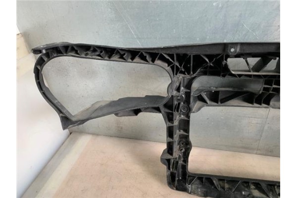Recambio de frente delantero para volkswagen polo iv (9n1) 1.4 16v referencia OEM IAM 6Q0805588K  