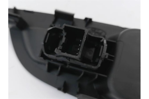 Recambio de mando elevalunas delantero derecho para ford focus berlina (cew) 1.5 business referencia OEM IAM BM51A240A40  