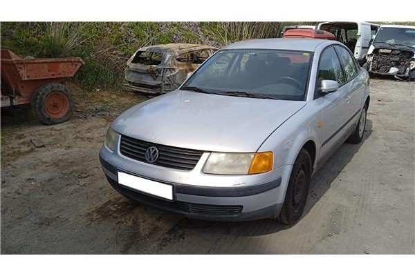 volkswagen passat berlina (3b2) del año 1997