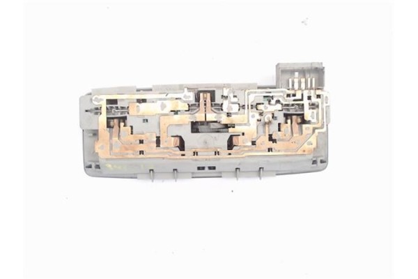 Recambio de luz delantero central techo para renault laguna ii (bg0) referencia OEM IAM  1636 