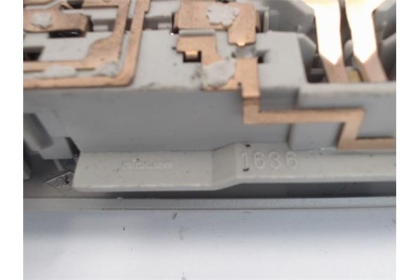 Recambio de luz delantero central techo para renault laguna ii (bg0) referencia OEM IAM  1636 