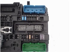 Recambio de caja fusibles/rele para opel astra h berlina referencia OEM IAM (13206762) (5DK008669-32) 