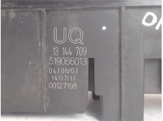 Recambio de caja fusibles/rele para opel vectra c berlina referencia OEM IAM 519066013 13144709 