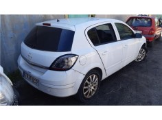 opel astra h berlina del año 2004