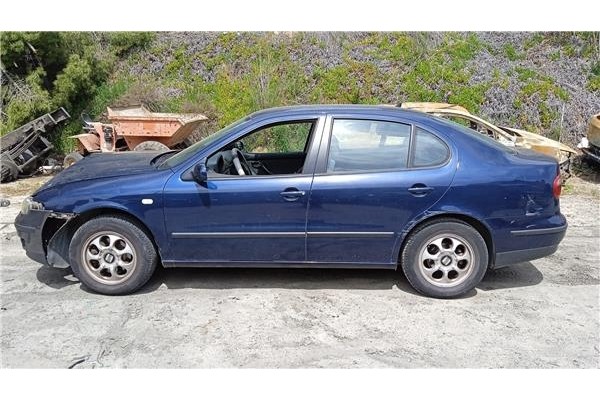 seat toledo (1m2) del año 2000