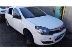 opel astra h berlina del año 2004