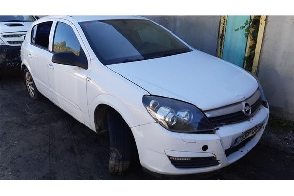 opel astra h berlina del año 2004
