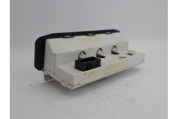 Recambio de reloj horario para peugeot 206 1.4 i referencia OEM IAM 9647409777   Recambio de reloj horario para peugeot 206 1.4 i referencia OEM IAM 9647409777