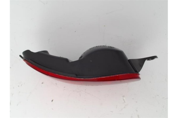 Recambio de piloto antiniebla trasero izquierdo para opel corsa c 1.2 silverline referencia OEM IAM  16531335 