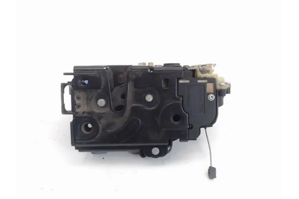 Recambio de cierre electromagnetico trasero derecho para seat ibiza (6l1) 1.4 fresh referencia OEM IAM 6L6827505A9B9 2310683 3B9