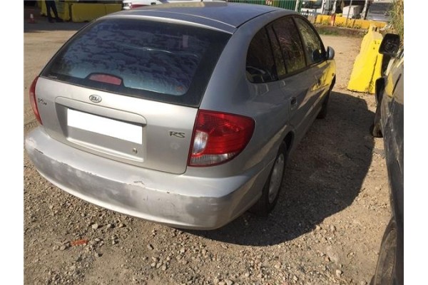 kia rio (bc) del año 2004