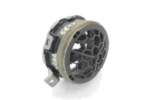 Recambio de rejilla entrada de aire para nissan micra iv (k13k/kk) 1.2 acenta referencia OEM IAM 1HA1A6876C6A 4273713AM 
