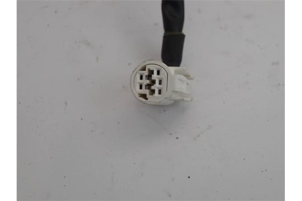 Recambio de retrovisor electrico izquierdo para toyota yaris (ksp9/scp9/nlp9) 1.3 vvt-i referencia OEM IAM 879090D210  