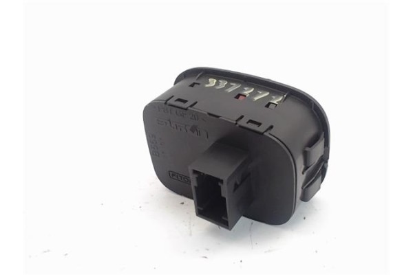 Recambio de interruptor luces emergencia para peugeot bipper 1.4 básico referencia OEM IAM 6490H6 9161103 