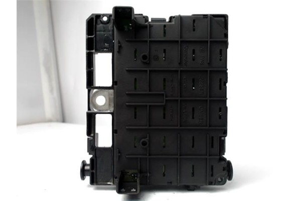 Recambio de caja fusibles/rele para peugeot 307 (3a/c) 2.0 hdi 110 referencia OEM IAM 9650664080 34936879 