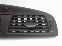 Recambio de rejilla entrada de aire para volvo s60 berlina 2.4 d5 referencia OEM IAM 3409374  