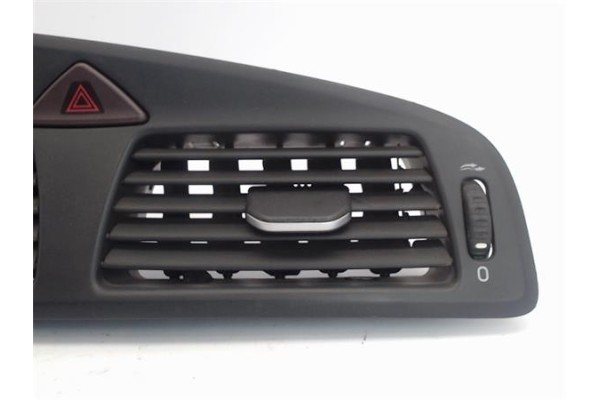 Recambio de rejilla entrada de aire para volvo s60 berlina 2.4 d5 referencia OEM IAM 3409374  