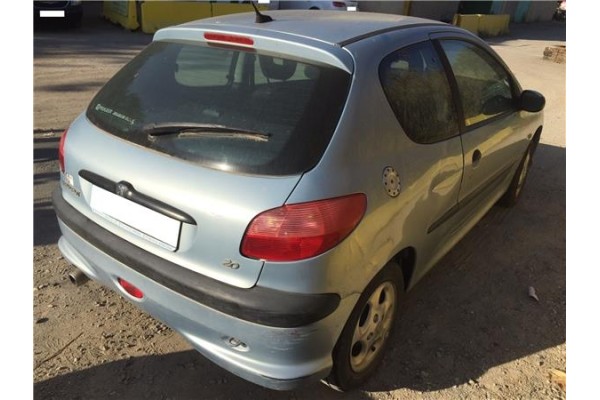 peugeot 206 del año 2002