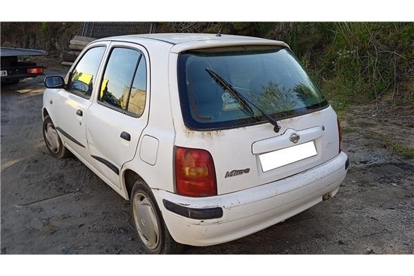 nissan micra (k11) del año 2000