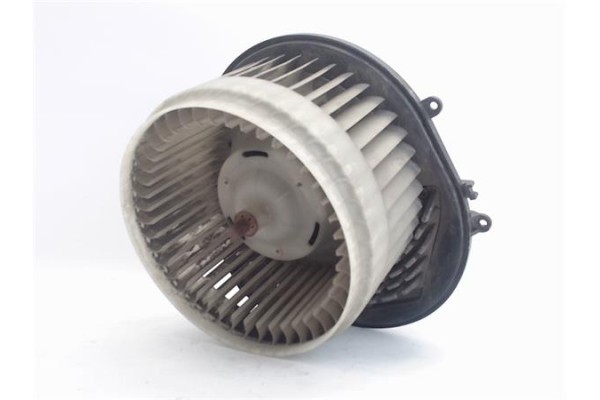 Recambio de motor calefaccion para volvo s60 berlina 2.4 d5 referencia OEM IAM 31320393  