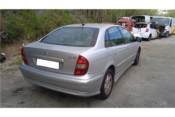 citroen c5 berlina del año 2002