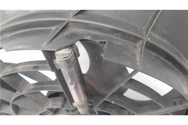 Recambio de electroventilador para bmw serie 3 berlina (e36) 1.6 316i referencia OEM IAM 8391476 0130303800 