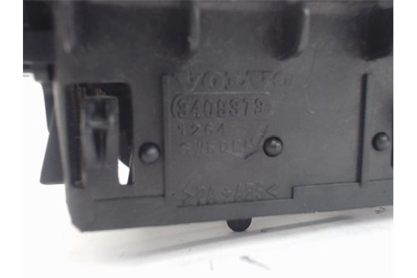 Recambio de rejilla entrada de aire para volvo s60 berlina 2.4 d5 referencia OEM IAM 3409373  