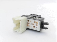 Recambio de mando elevalunas delantero derecho para nissan micra iv (k13k/kk) 1.2 acenta referencia OEM IAM 254111FA0A  