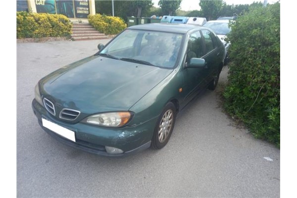 nissan primera berlina (p11) del año 1996