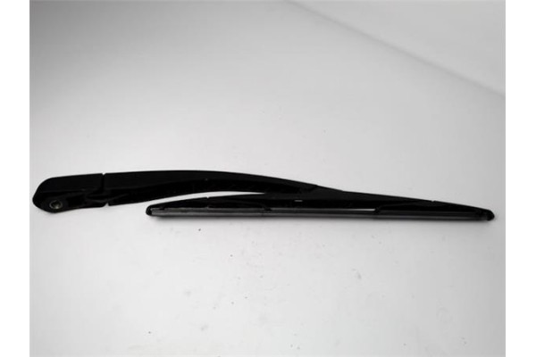 Recambio de brazo limpiaparabrisas trasero para citroen saxo 1.6 vts referencia OEM IAM 9636279777  
