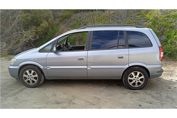 opel zafira a del año 2004