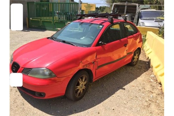 seat ibiza (6l1) del año 2002