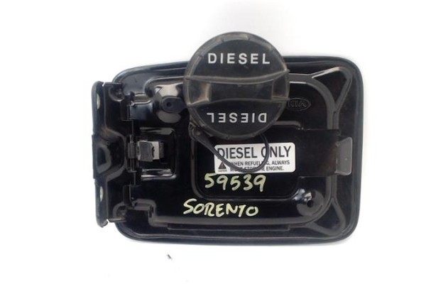 Recambio de tapa exterior combustible para kia sorento (bl) 2.5 crdi referencia OEM IAM 310103A901  