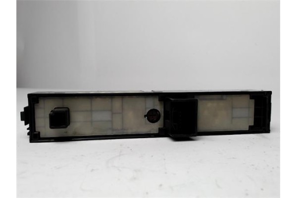 Recambio de interruptor luces emergencia para toyota corolla verso (e12) 2.0 d4d referencia OEM IAM 153965  