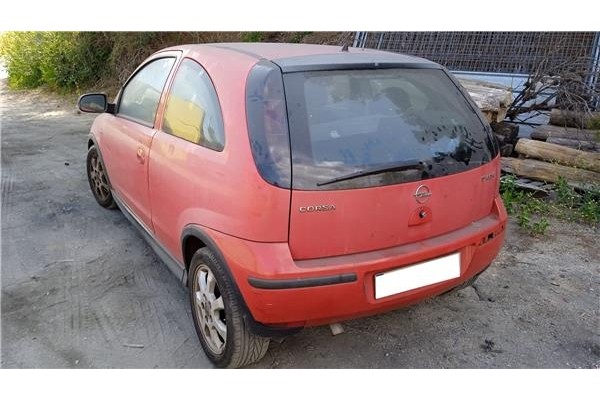 opel corsa c del año 2004